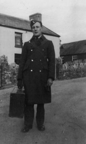 Sgt Alexander George Batchen R/78172, RCAF, contributed by his cousin, David Pope.