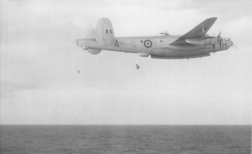 Wreath Drop from Shackleton MK I, WG533